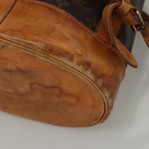 LOUIS VUITTON Monogram Randonnee PM Shoulder Bag - Picture 9 of 16